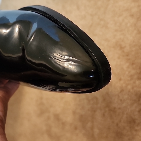 Gianvito Rossi Patent Leather Booties - Picture 4 of 16